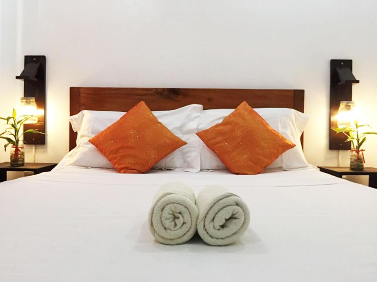 A&J Pension Puerto Princesa Eksteriør bilde