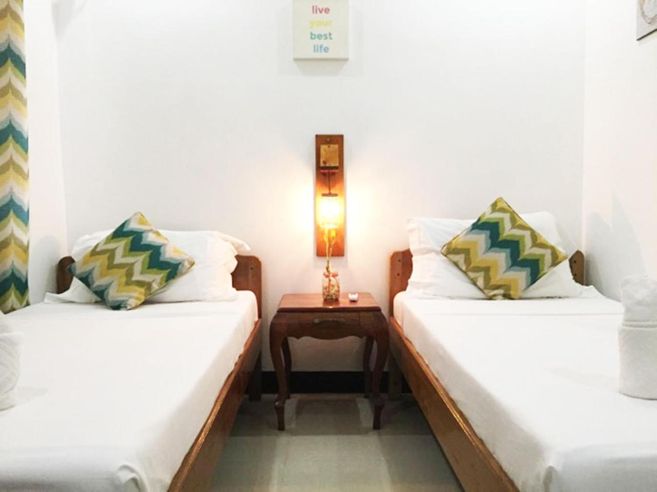 A&J Pension Puerto Princesa Eksteriør bilde