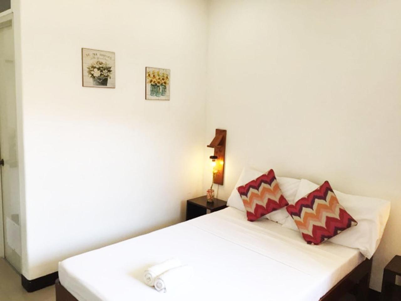 A&J Pension Puerto Princesa Eksteriør bilde